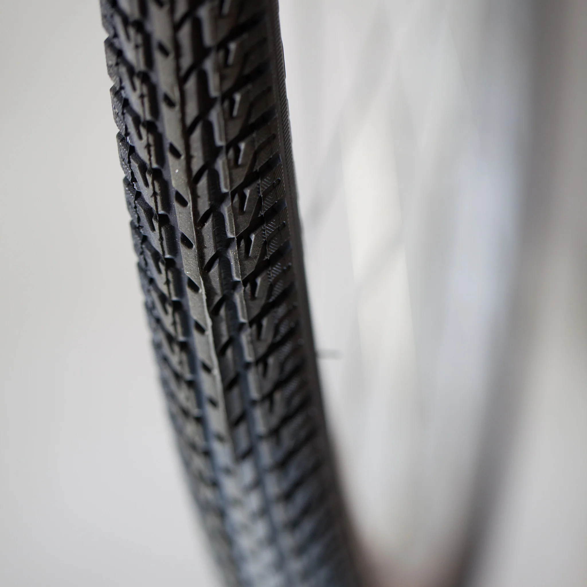 XDSBIKE Explorer CT 7sp Men's 700C Hybrid City Bike // Matte Black - Image 4