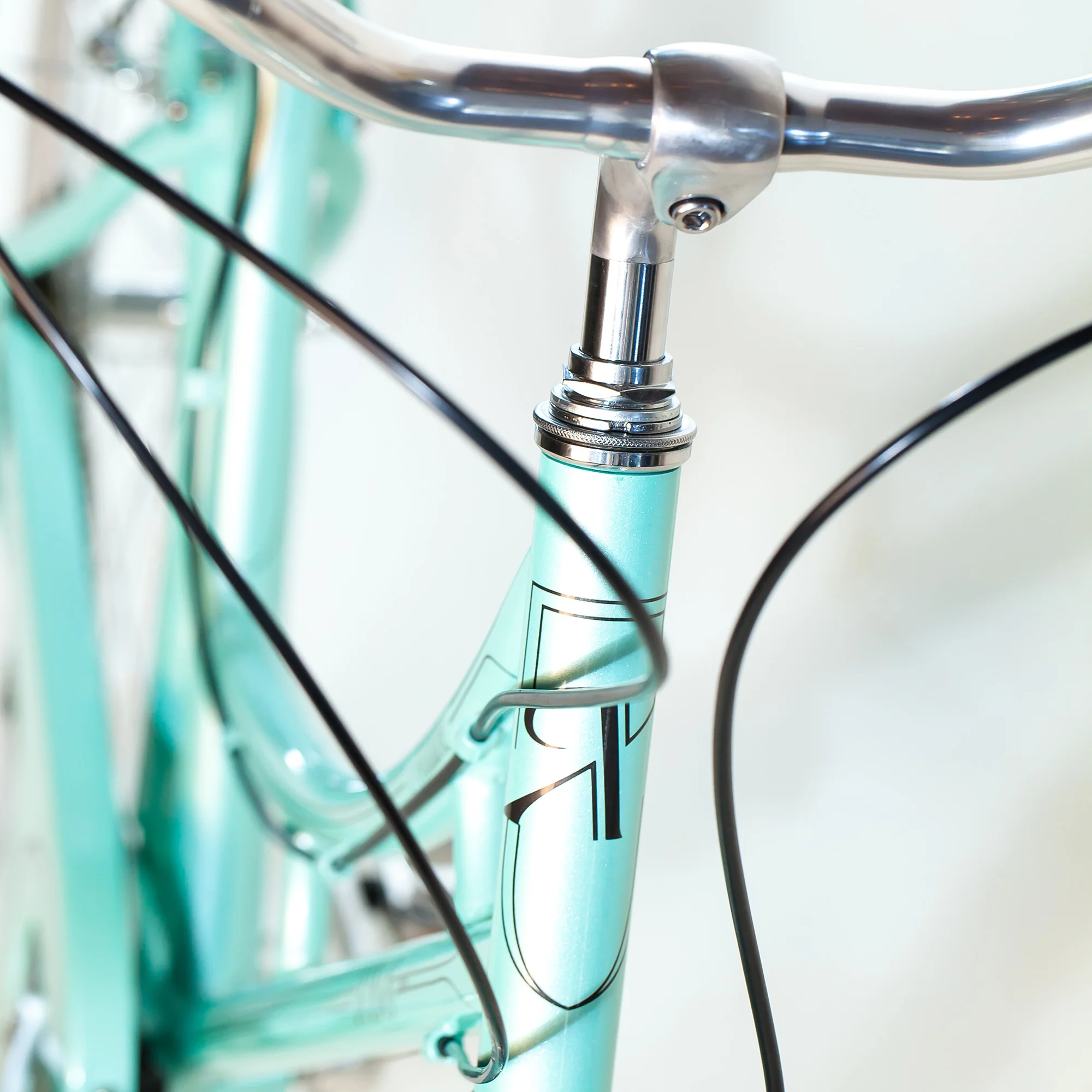 XDSBIKE Nadine 7sp Women's Step-Through City Bike // Pearl Mint - Image 10