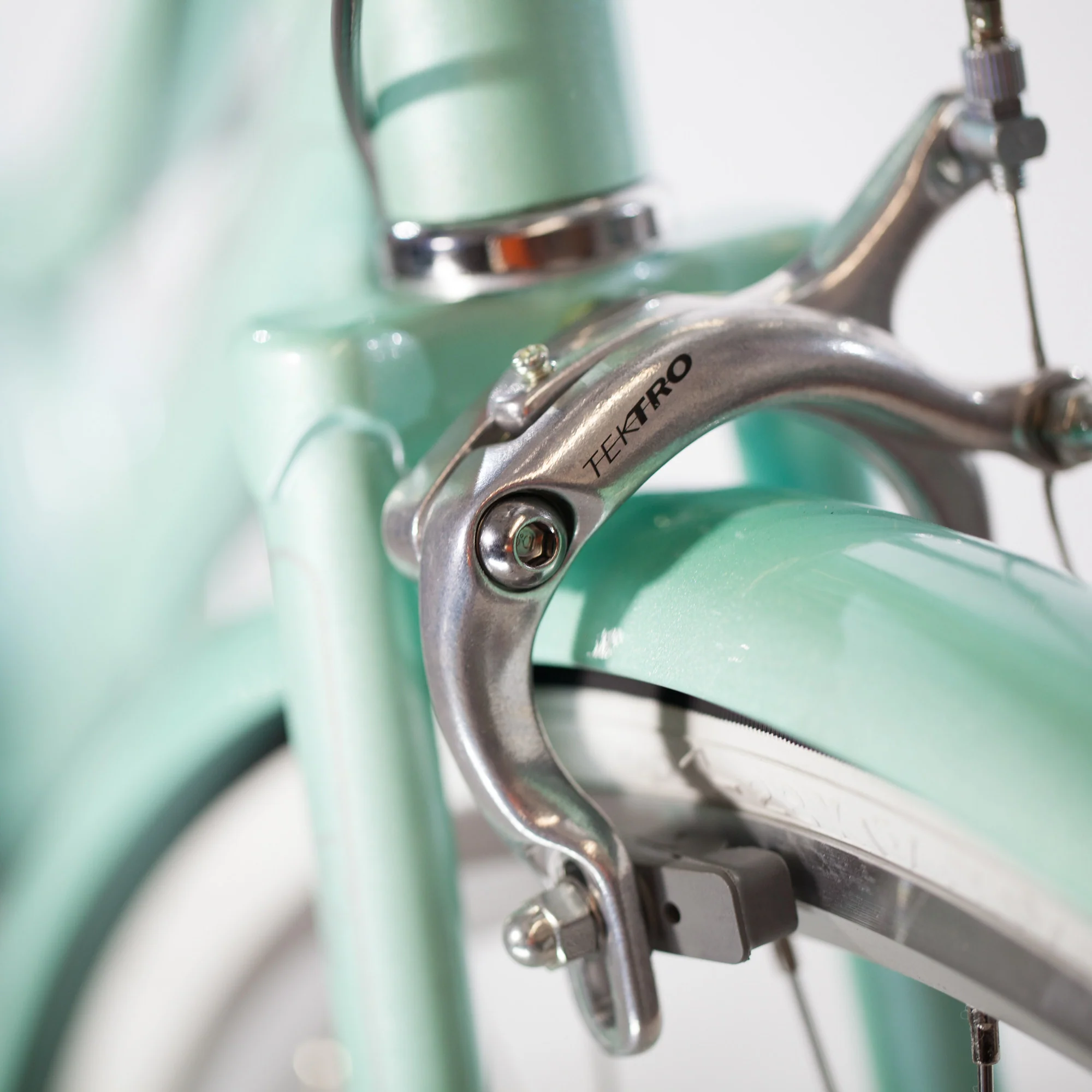 XDSBIKE Nadine 7sp Women's Step-Through City Bike // Pearl Mint - Image 5